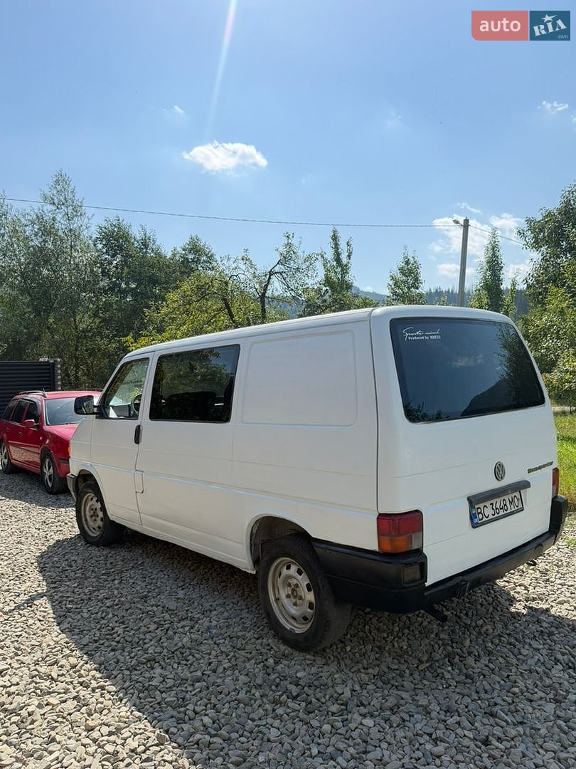 Volkswagen Transporter 1993 VIN WV2ZZZ70ZPH021988 фото оголошення 7 з 9