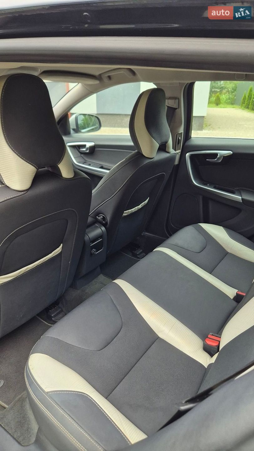 Volvo V60 2011 VIN YV1FW84A1C1058311 фото оголошення 38 з 65