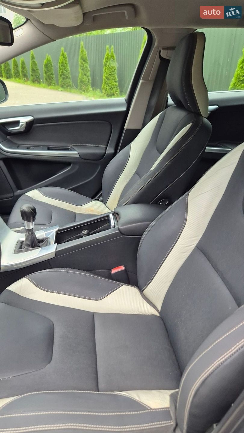 Volvo V60 2011 VIN YV1FW84A1C1058311 фото оголошення 44 з 65