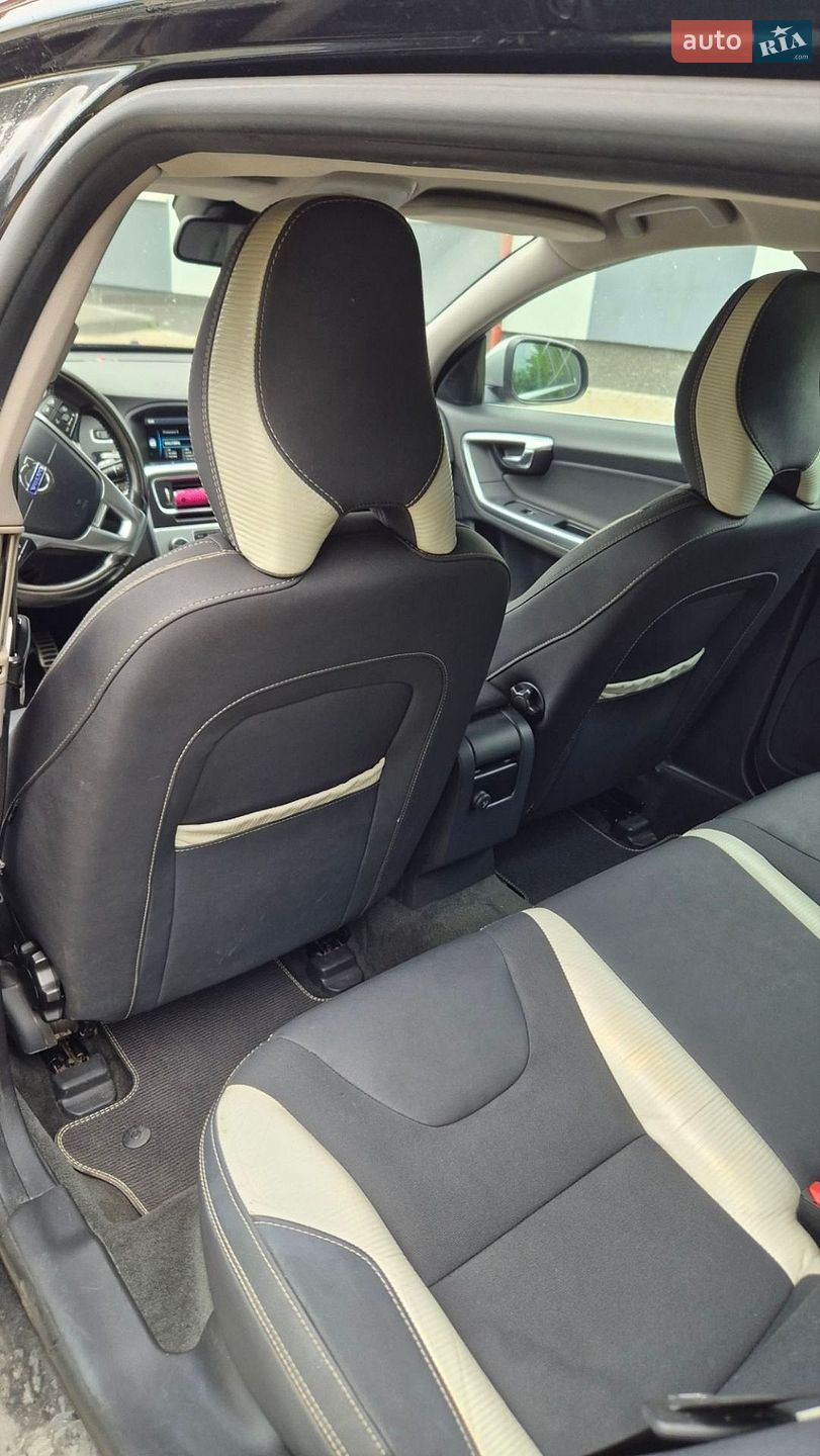 Volvo V60 2011 VIN YV1FW84A1C1058311 фото оголошення 39 з 65
