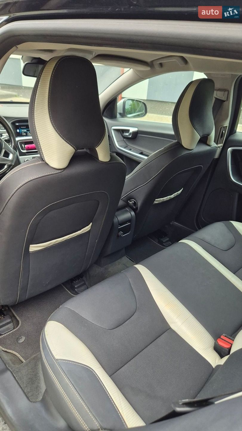 Volvo V60 2011 VIN YV1FW84A1C1058311 фото оголошення 41 з 65