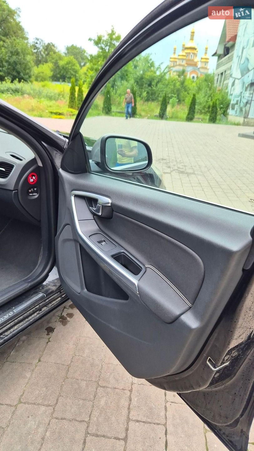 Volvo V60 2011 VIN YV1FW84A1C1058311 фото оголошення 50 з 65