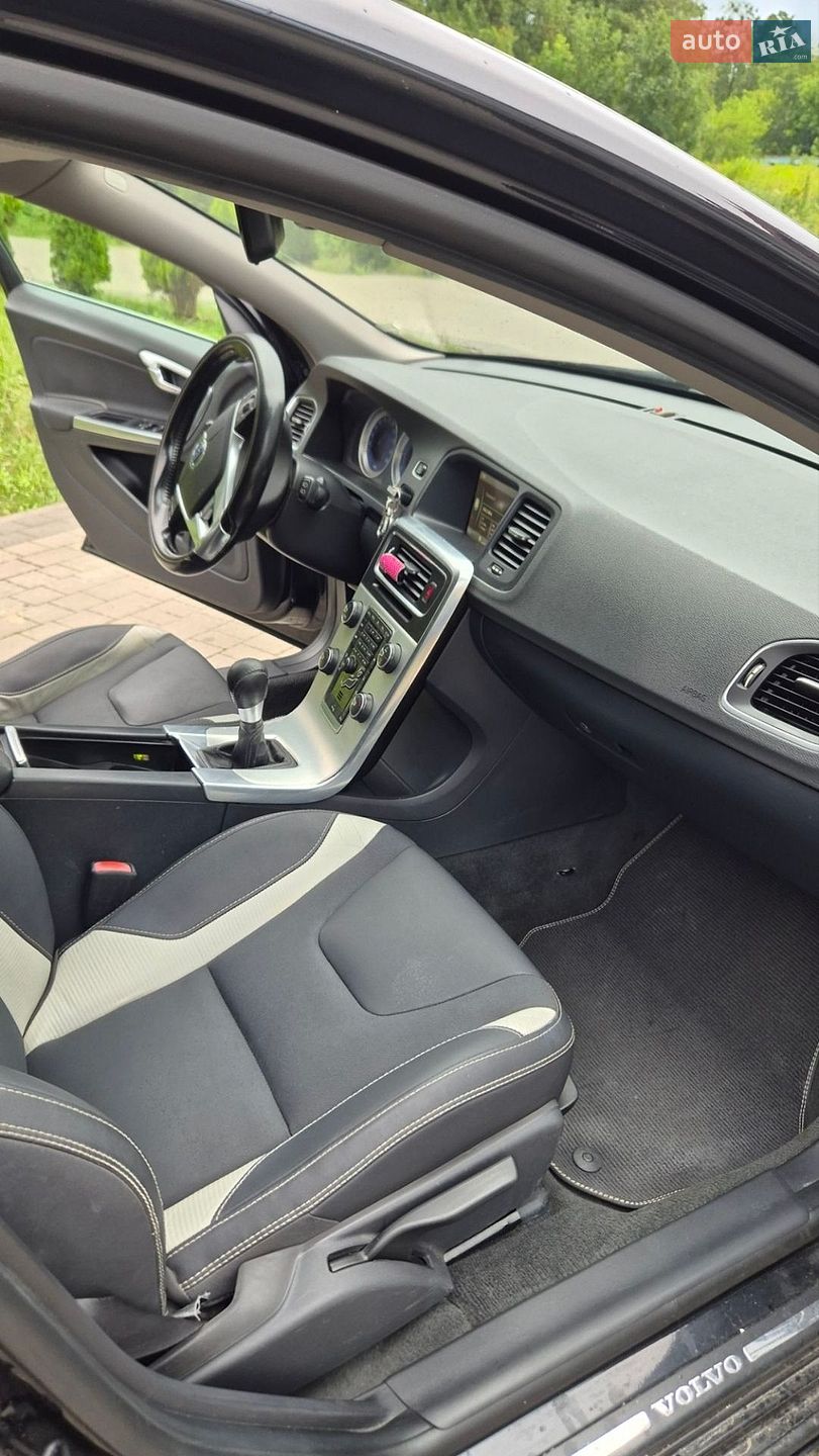 Volvo V60 2011 VIN YV1FW84A1C1058311 фото оголошення 49 з 65