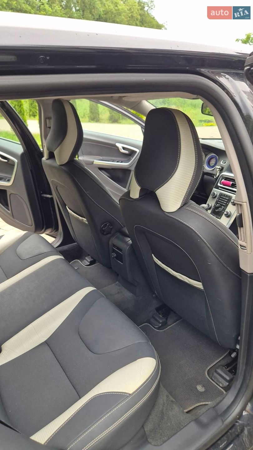 Volvo V60 2011 VIN YV1FW84A1C1058311 фото оголошення 54 з 65