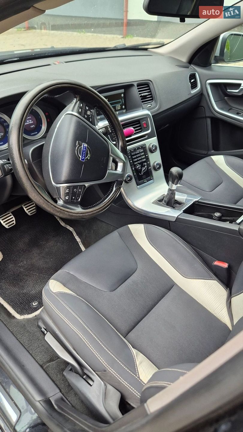 Volvo V60 2011 VIN YV1FW84A1C1058311 фото оголошення 59 з 65
