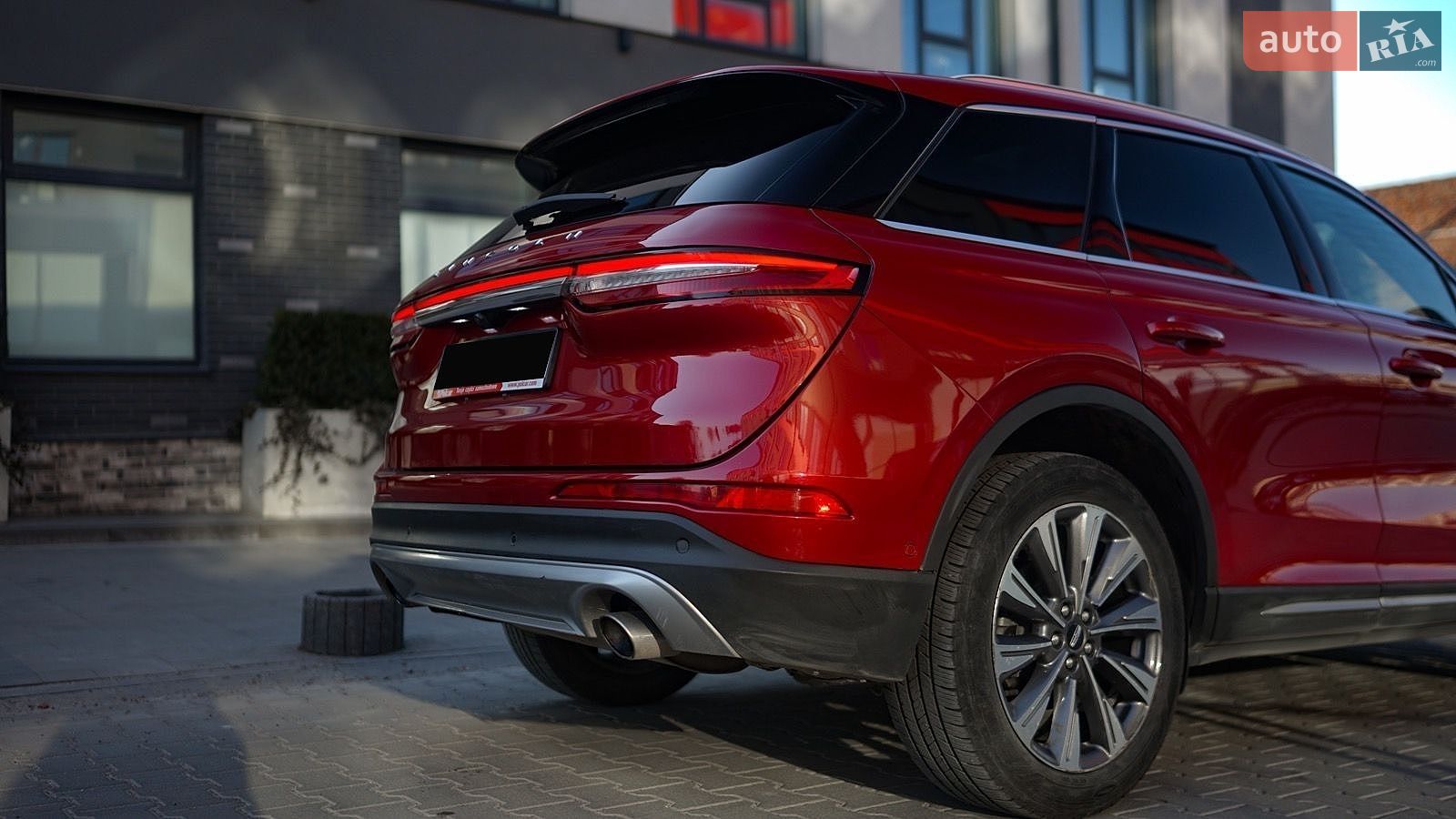Lincoln Corsair 2020 VIN 5LMCJ2D92LUL11689 фото оголошення 14 з 52