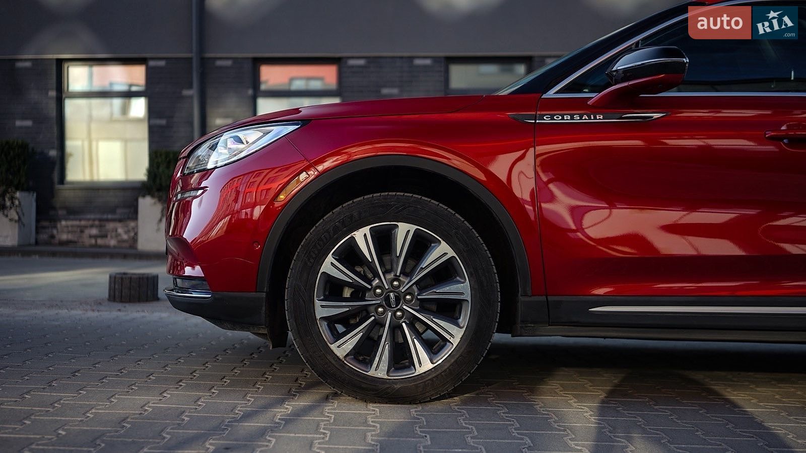 Lincoln Corsair 2020 VIN 5LMCJ2D92LUL11689 фото оголошення 18 з 52