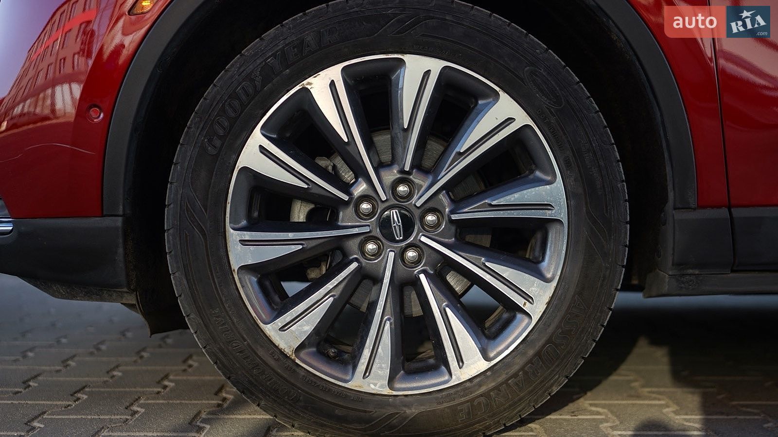 Lincoln Corsair 2020 VIN 5LMCJ2D92LUL11689 фото оголошення 19 з 52