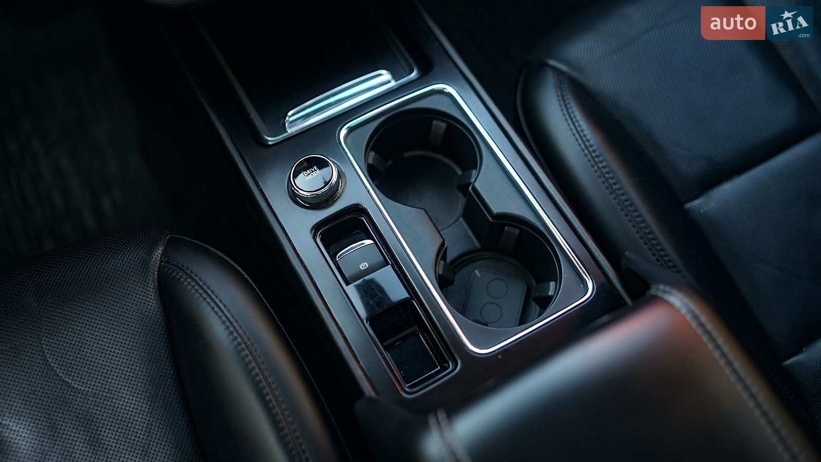 Lincoln Corsair 2020 VIN 5LMCJ2D92LUL11689 фото оголошення 25 з 52