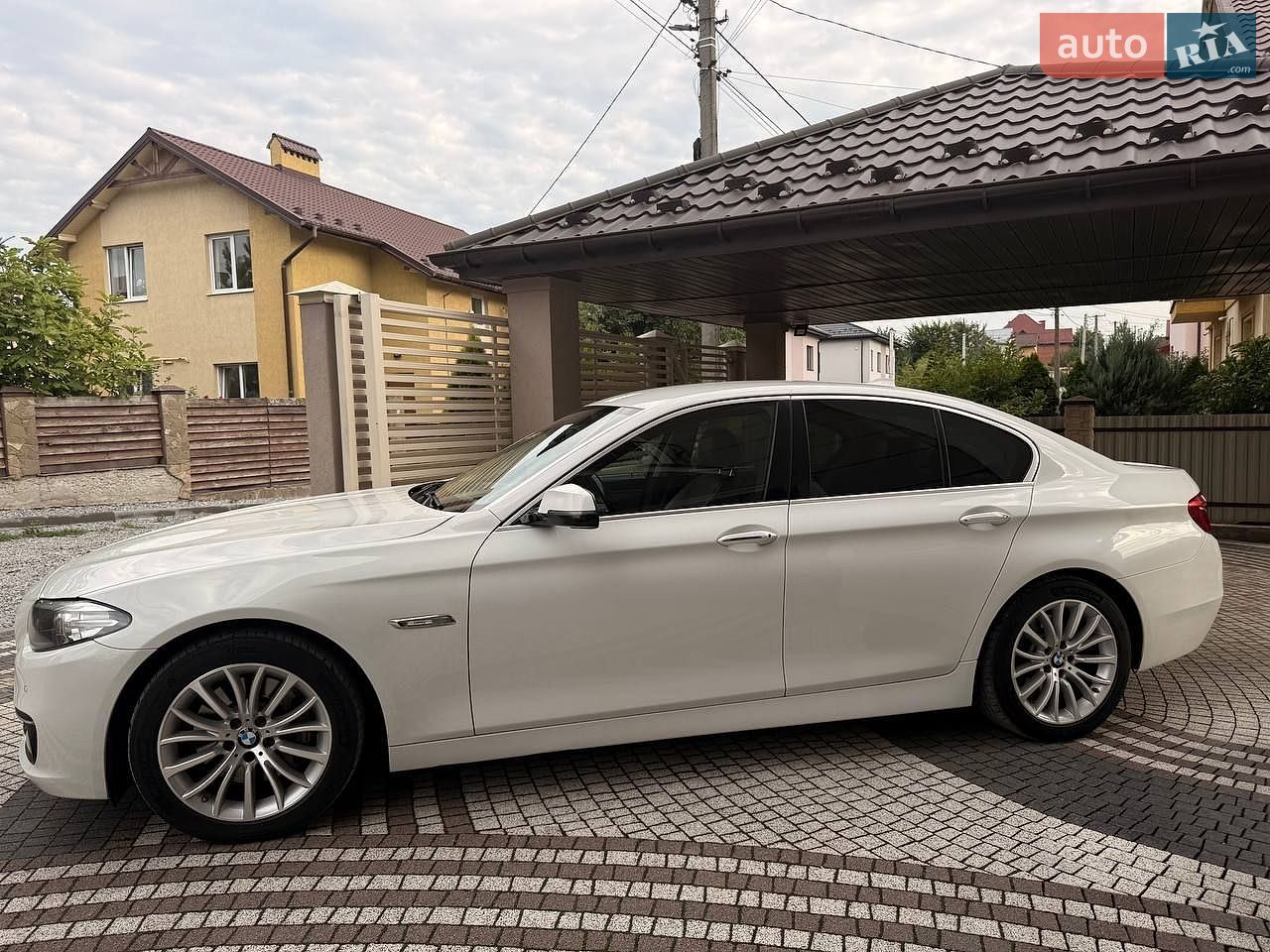 BMW 5 Series 2014 VIN WBA5C91040D461997 фото оголошення 7 з 31
