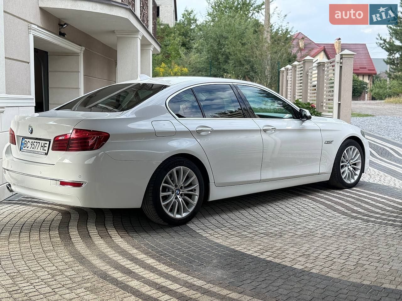 BMW 5 Series 2014 VIN WBA5C91040D461997 фото оголошення 5 з 31