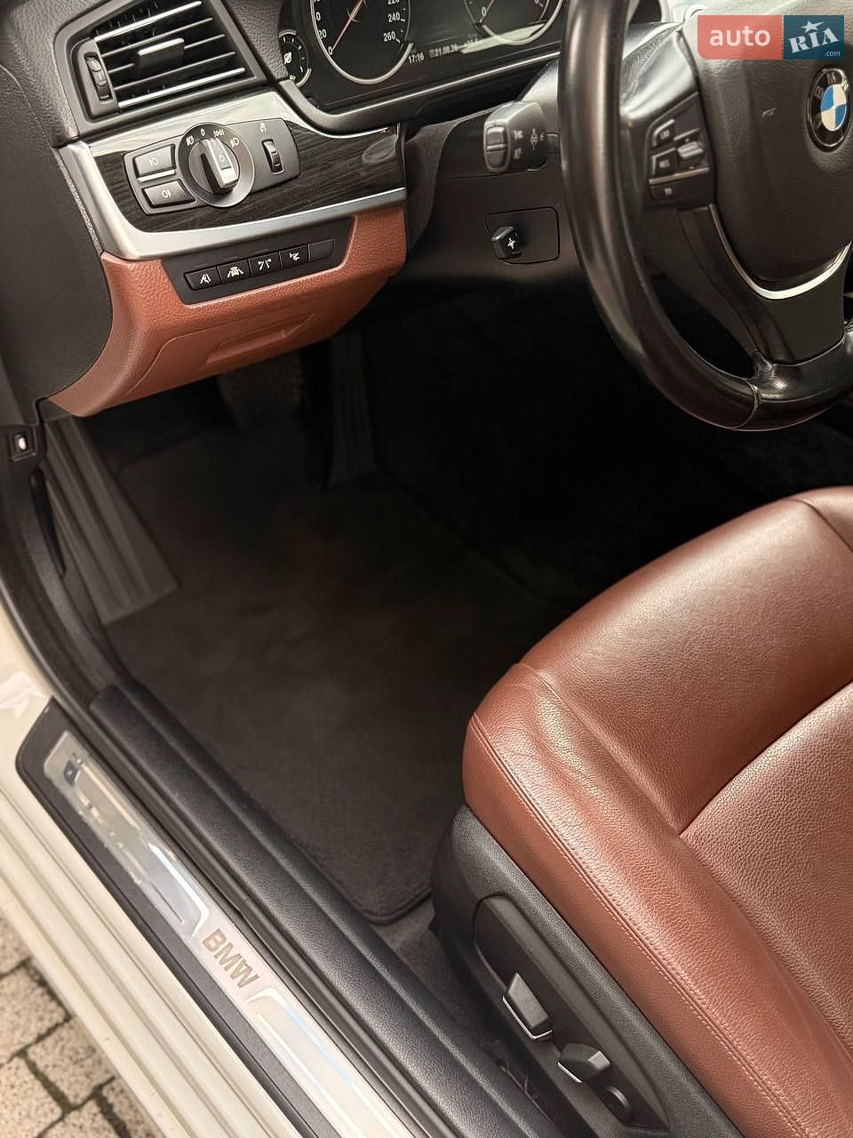 BMW 5 Series 2014 VIN WBA5C91040D461997 фото оголошення 17 з 31