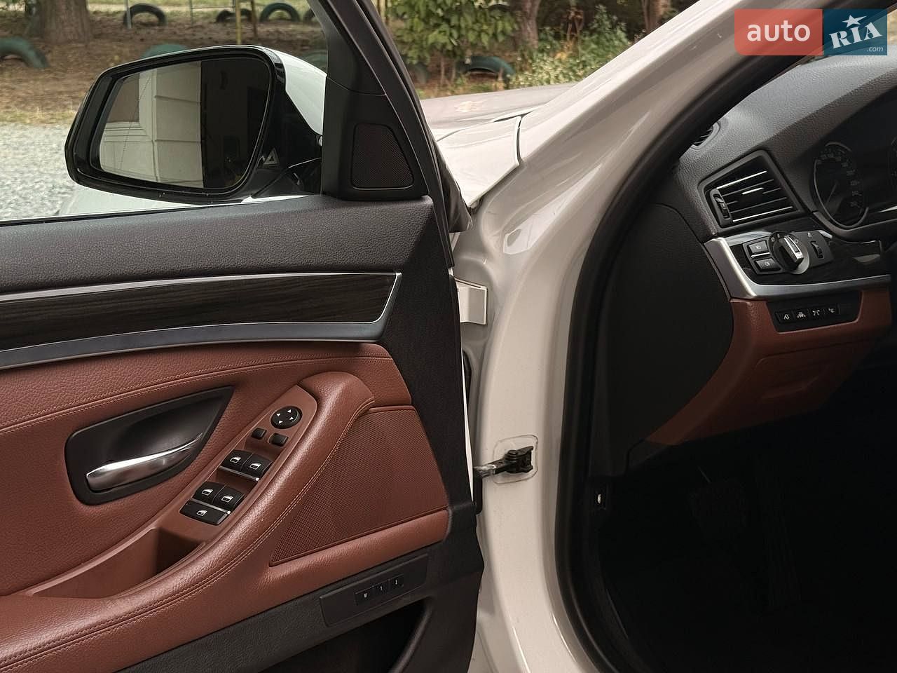 BMW 5 Series 2014 VIN WBA5C91040D461997 фото оголошення 19 з 31