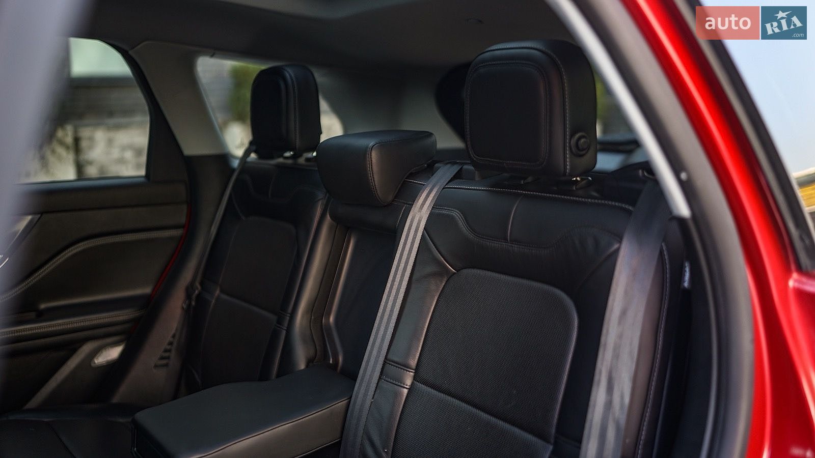 Lincoln Corsair 2020 VIN 5LMCJ2D92LUL11689 фото оголошення 50 з 52