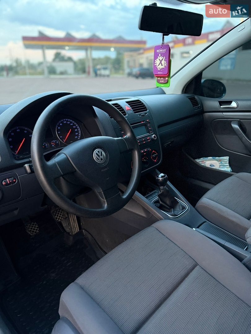 Volkswagen Golf 2005 VIN WVWZZZ1KZ6W039711 фото оголошення 7 з 12