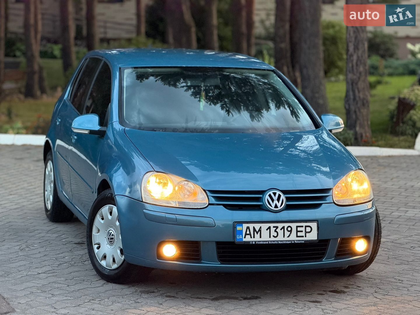 Volkswagen Golf 2005 VIN WVWZZZ1KZ6W039711 фото оголошення 2 з 12