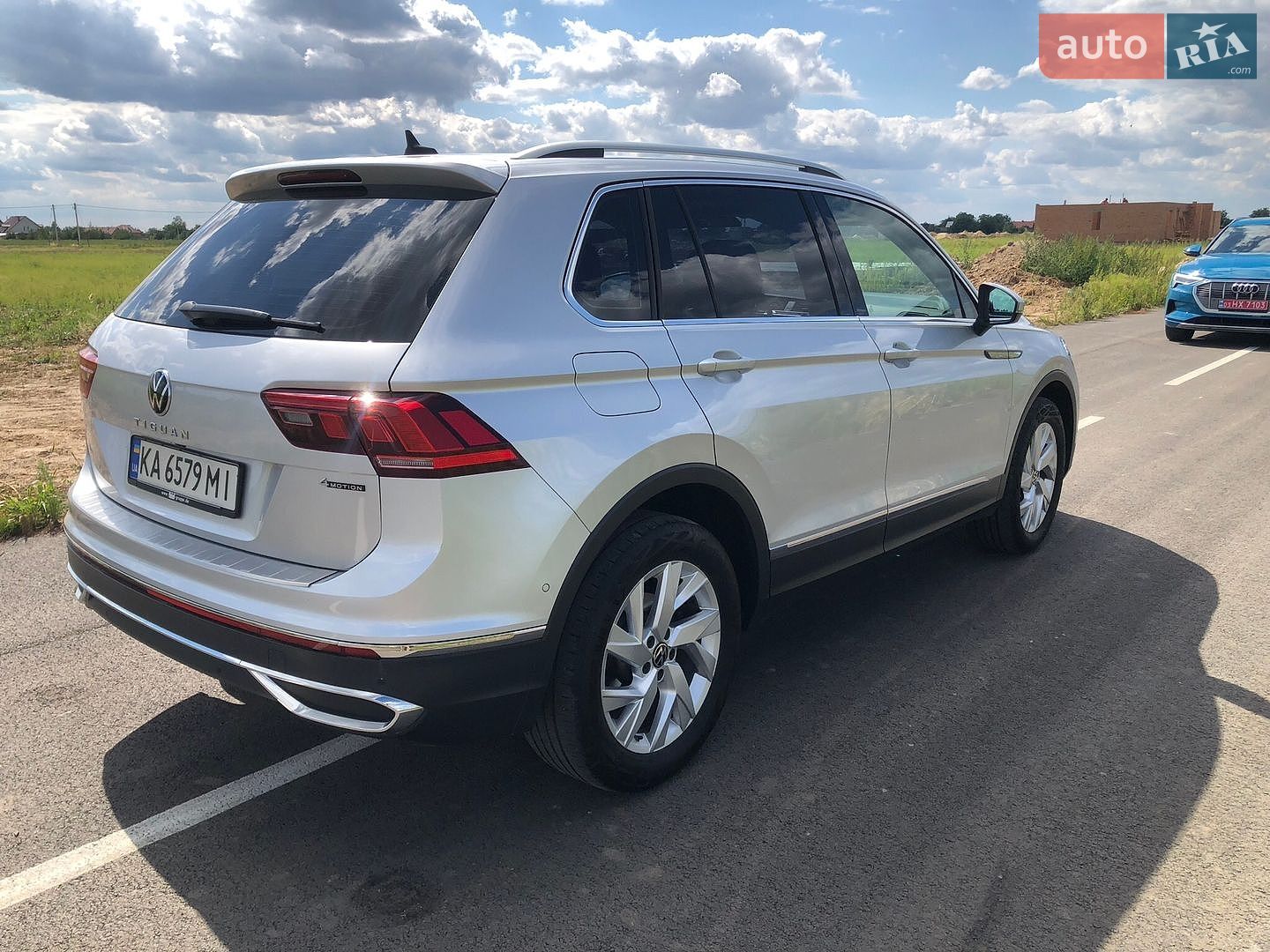 Volkswagen Tiguan 2021 VIN WVGZZZ5NZMW047398 фото оголошення 4 з 12