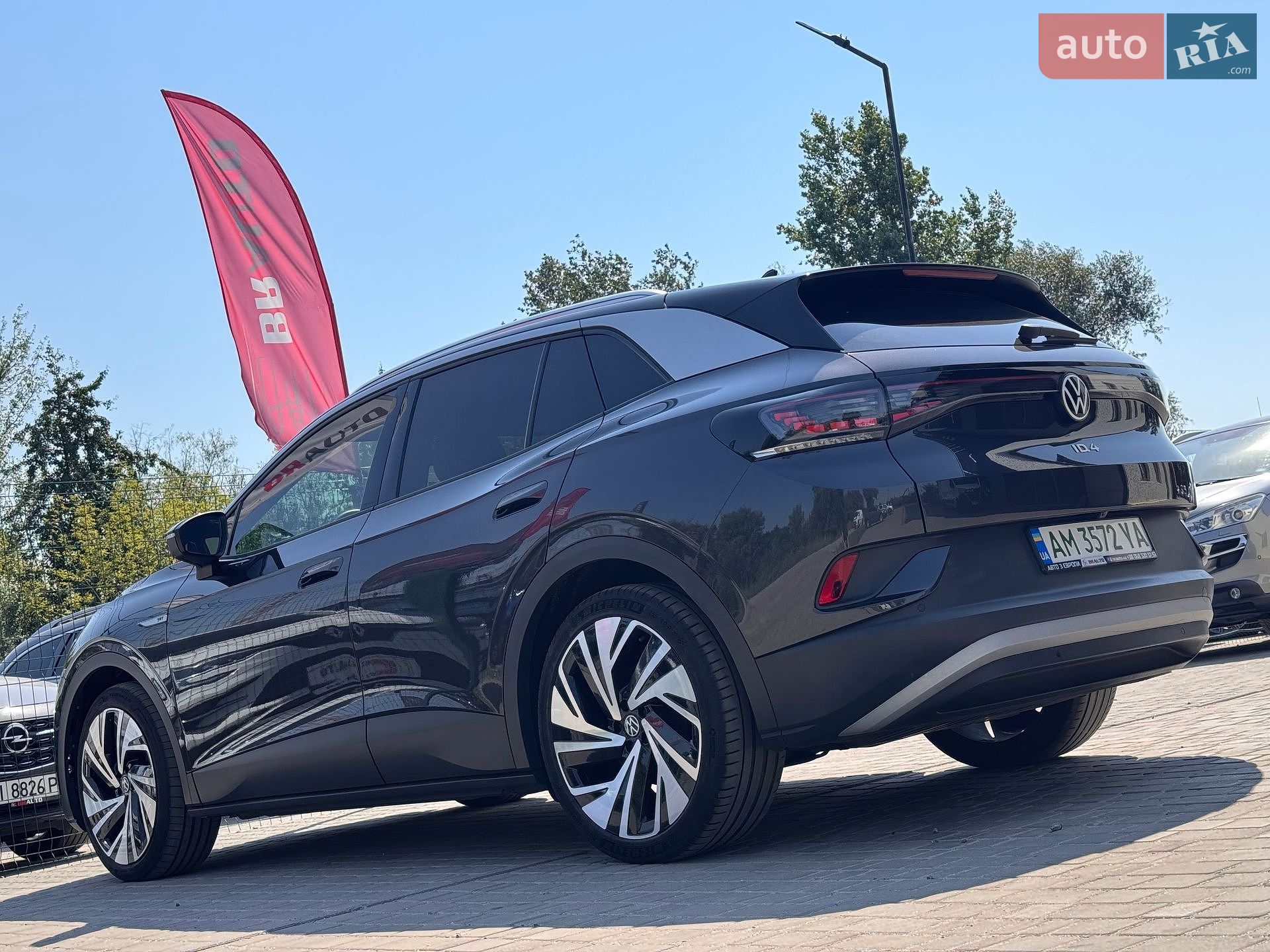 Volkswagen ID.4 2020 VIN WVGZZZE2ZMP003765 фото оголошення 18 з 66
