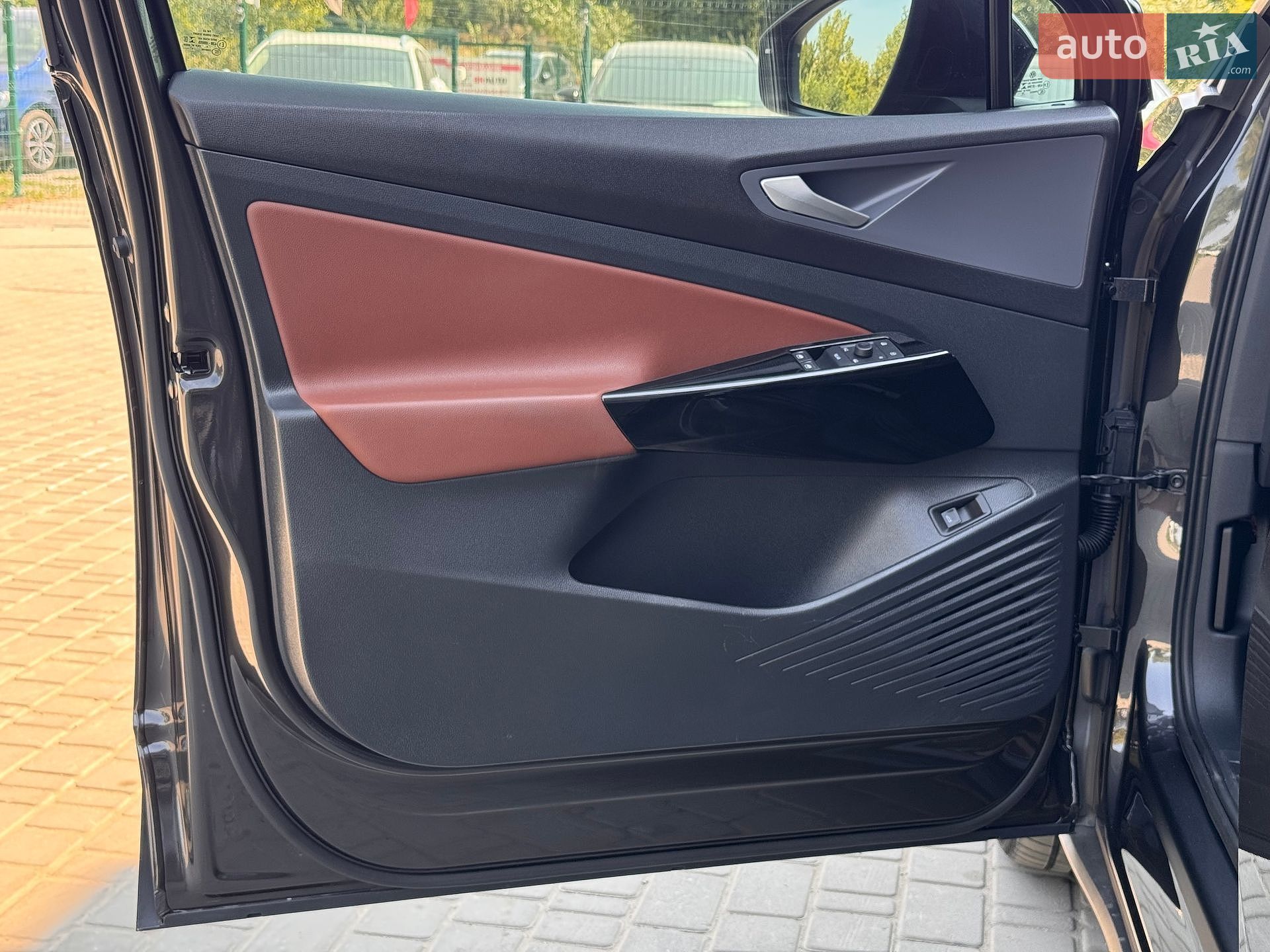 Volkswagen ID.4 2020 VIN WVGZZZE2ZMP003765 фото оголошення 23 з 66