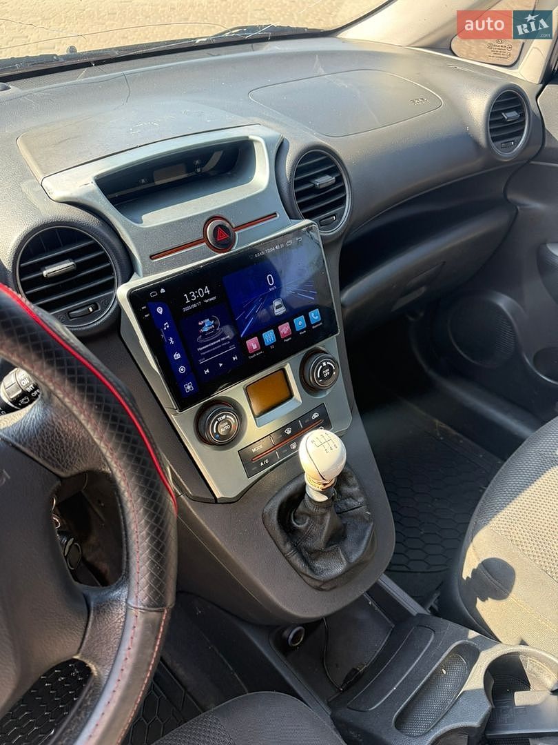KIA Carens 2007 VIN Y6LFG52428L000528 фото оголошення 7 з 10
