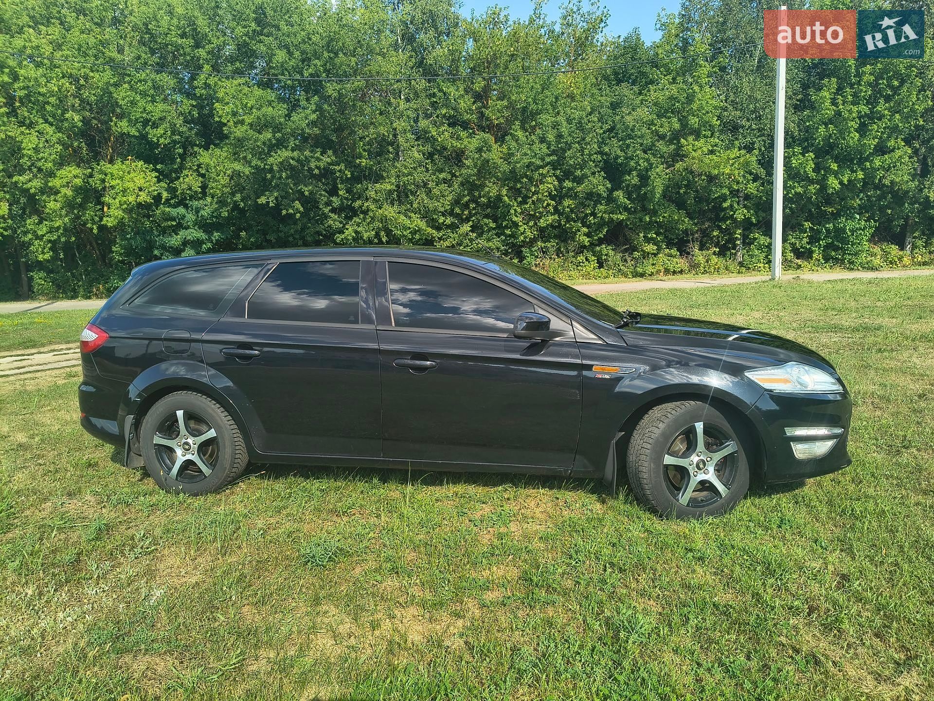 Ford Mondeo 2010 VIN WF0GXXGBBGAT82279 фото оголошення 2 з 8