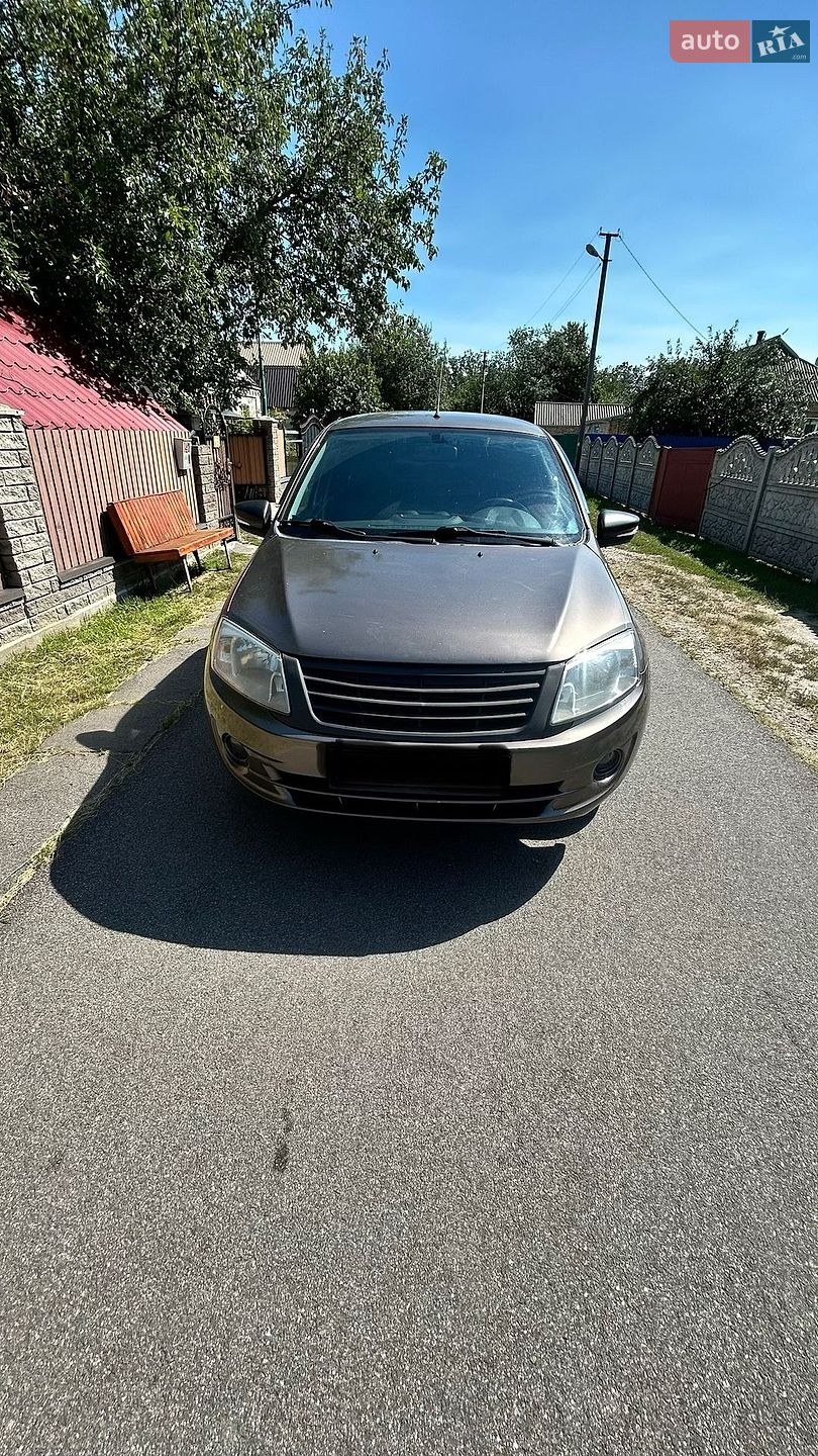 ВАЗ / Lada 2190 Granta 2014 VIN XTA219010F0317471 фото оголошення 10 з 11