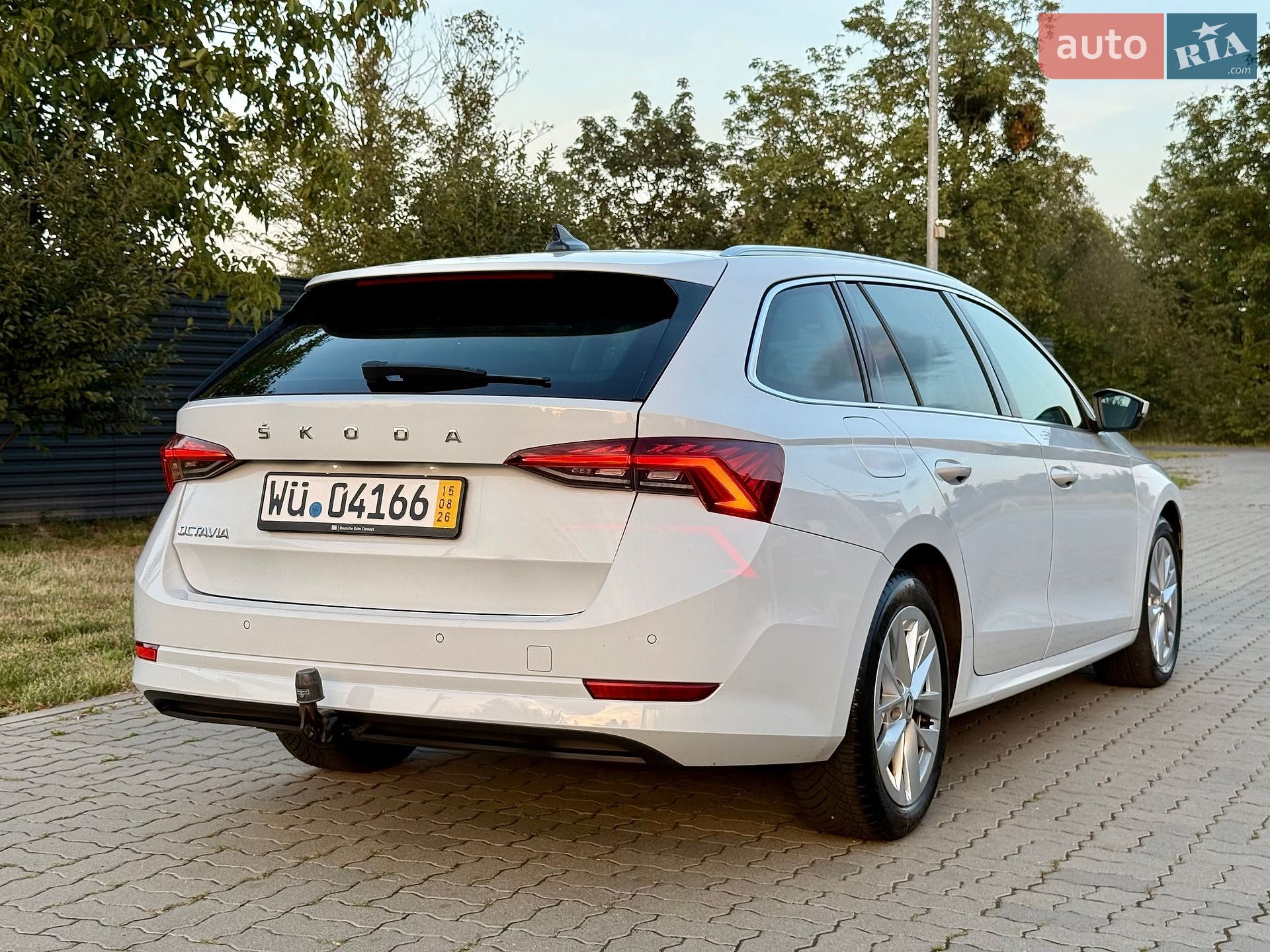 Skoda Octavia 2021 VIN TMBJJ7NX4MY075680 фото оголошення 5 з 36