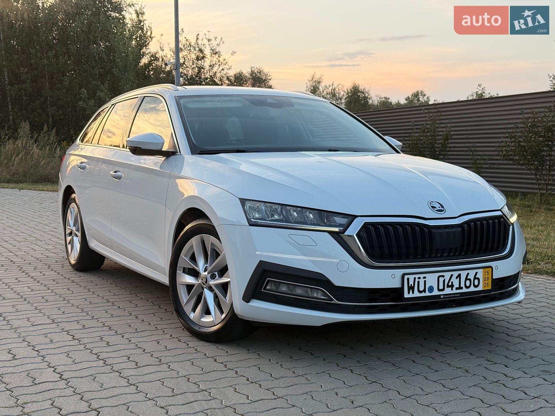 Skoda Octavia 2021 VIN TMBJJ7NX4MY075680 фото оголошення 6 з 36