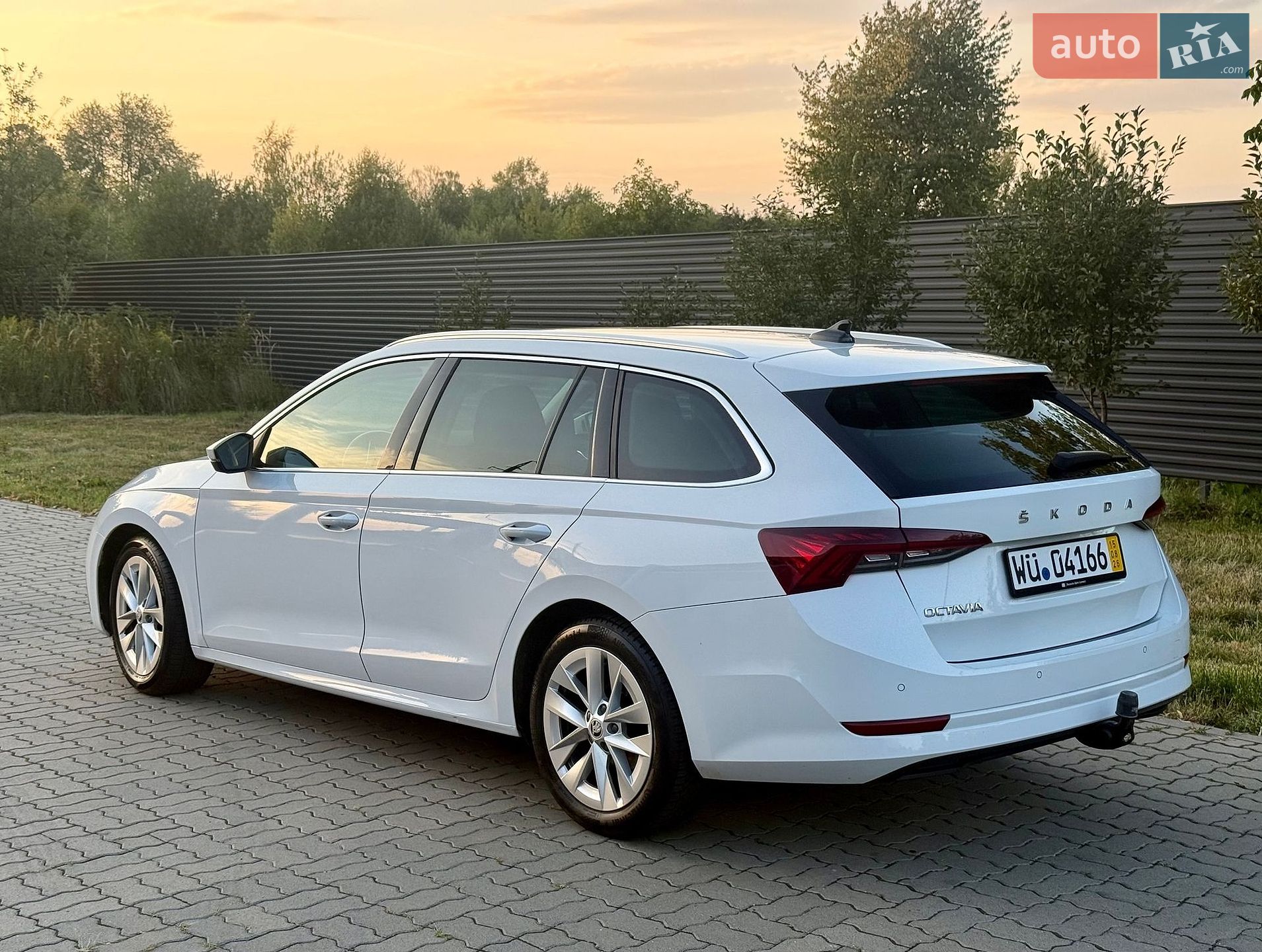 Skoda Octavia 2021 VIN TMBJJ7NX4MY075680 фото оголошення 9 з 36