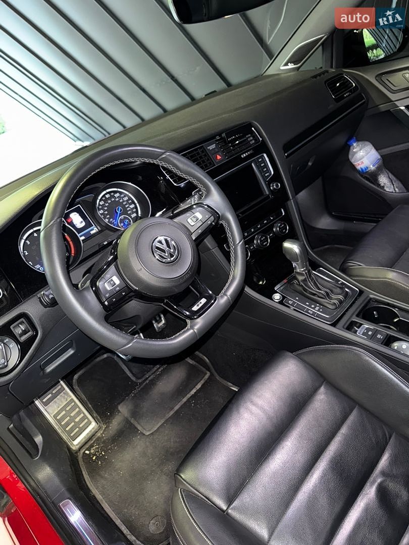 Volkswagen Golf R 2016 VIN WVWVF7AUXHW145909 фото оголошення 8 з 13