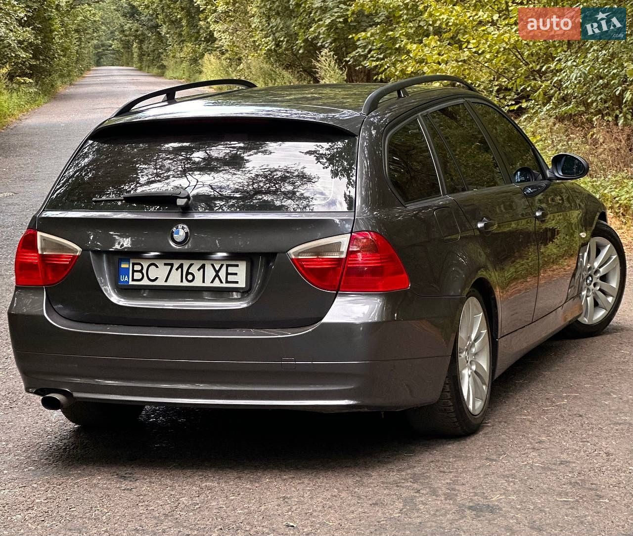 BMW 3 Series 2005 VIN WBAVU31090KY07290 фото оголошення 12 з 32