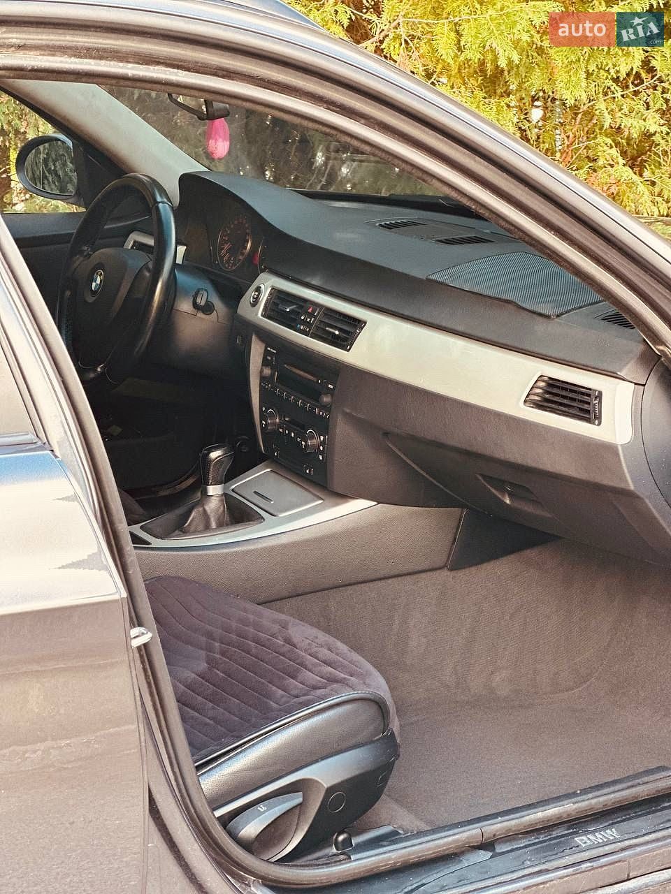 BMW 3 Series 2005 VIN WBAVU31090KY07290 фото оголошення 25 з 32