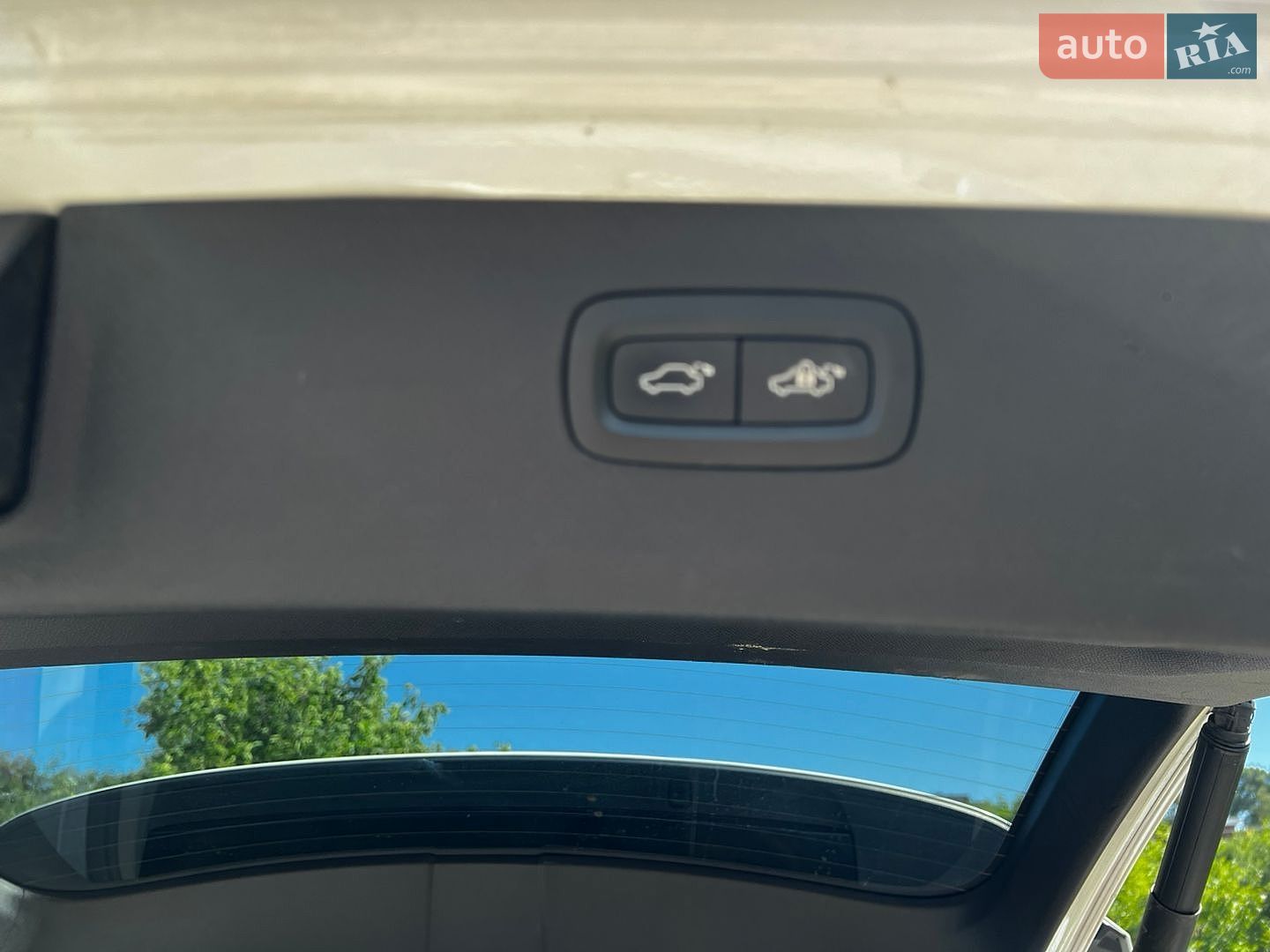 Volvo Xc90 2015 VIN YV4A22PL8G1014580 фото оголошення 26 з 38