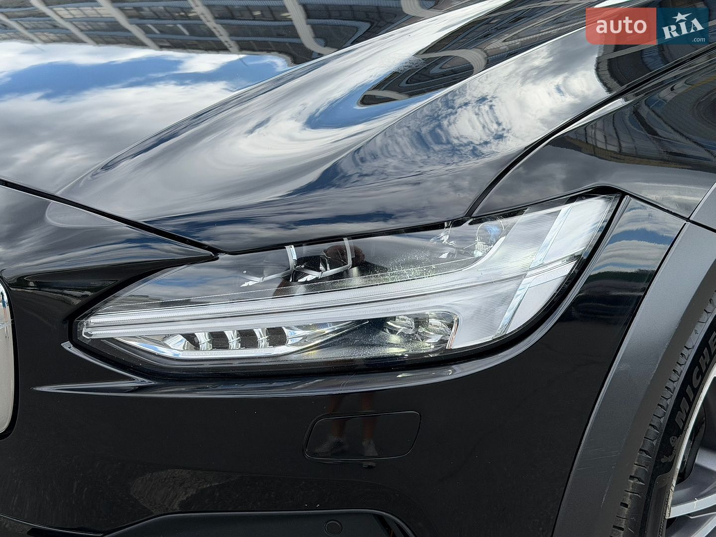 Volvo V90 Cross Country 2019 VIN YV1PZ68TCL1102981 фото оголошення 9 з 48
