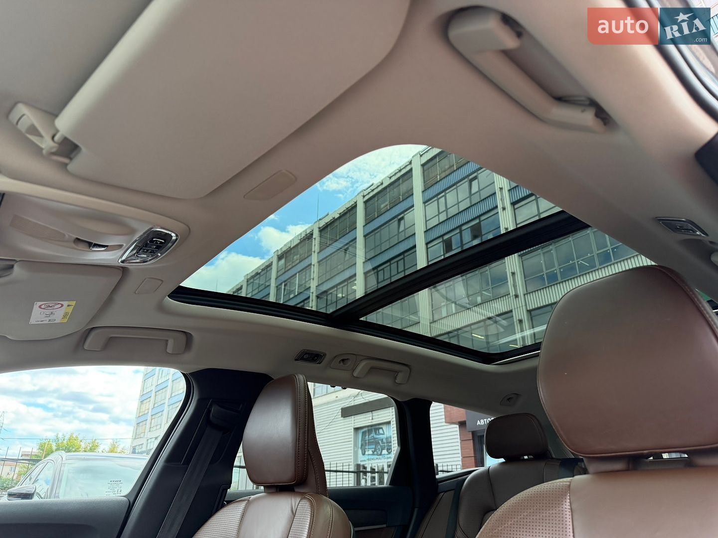 Volvo V90 Cross Country 2019 VIN YV1PZ68TCL1102981 фото оголошення 18 з 48