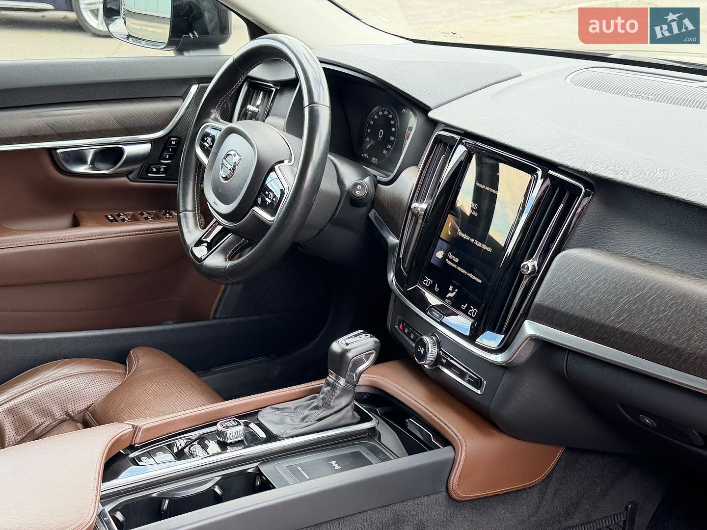 Volvo V90 Cross Country 2019 VIN YV1PZ68TCL1102981 фото оголошення 22 з 48