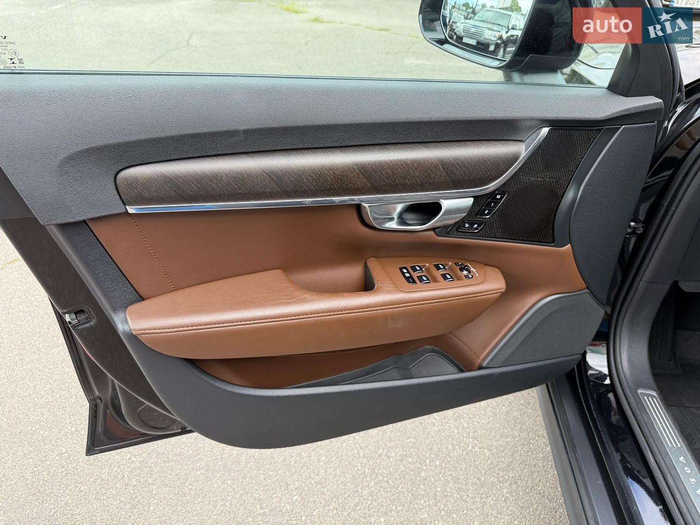 Volvo V90 Cross Country 2019 VIN YV1PZ68TCL1102981 фото оголошення 28 з 48