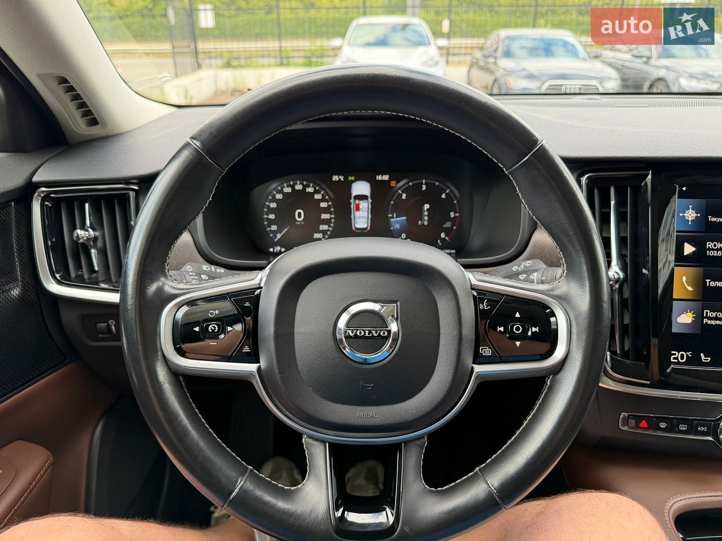 Volvo V90 Cross Country 2019 VIN YV1PZ68TCL1102981 фото оголошення 36 з 48