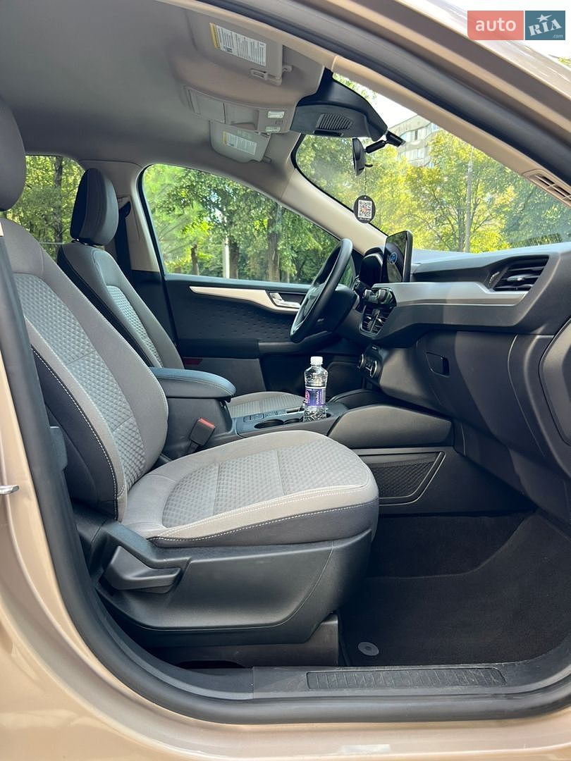 Ford Escape 2020 VIN 1FMCU9G69LUB34806 фото оголошення 24 з 28