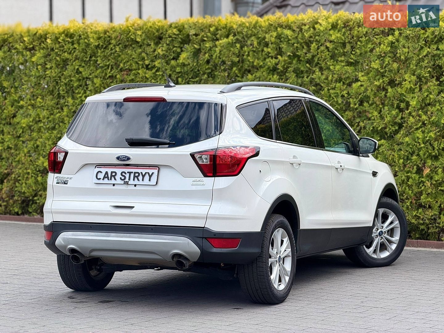 Ford Escape 2019 VIN 1FMCU0HD0KUB94500 фото оголошення 4 з 53