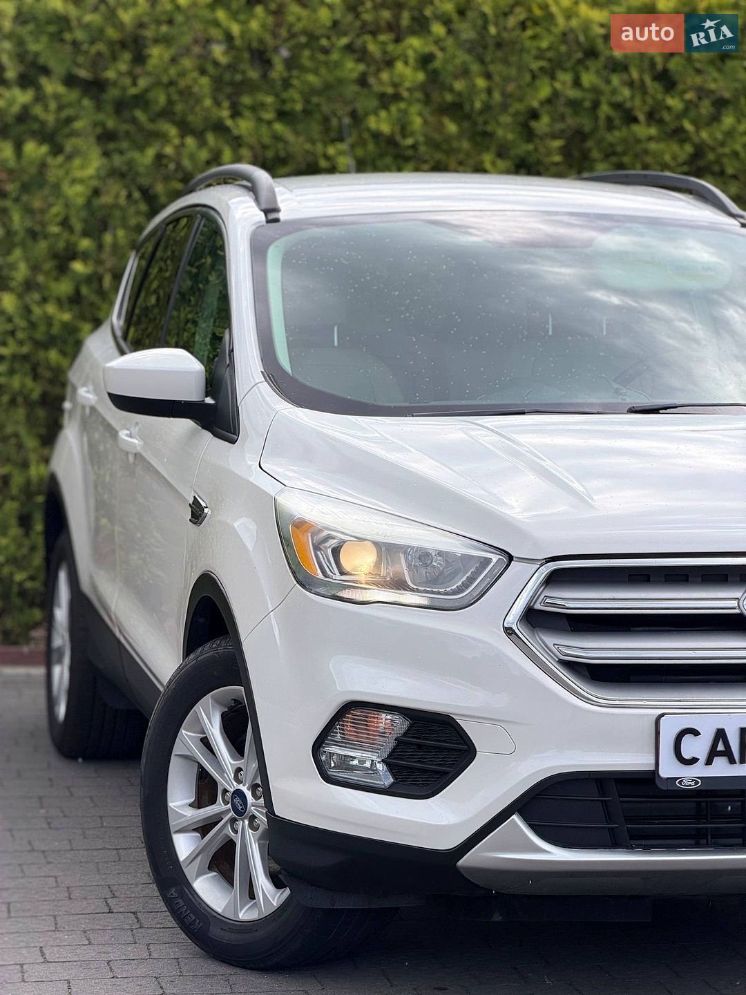 Ford Escape 2019 VIN 1FMCU0HD0KUB94500 фото оголошення 6 з 53