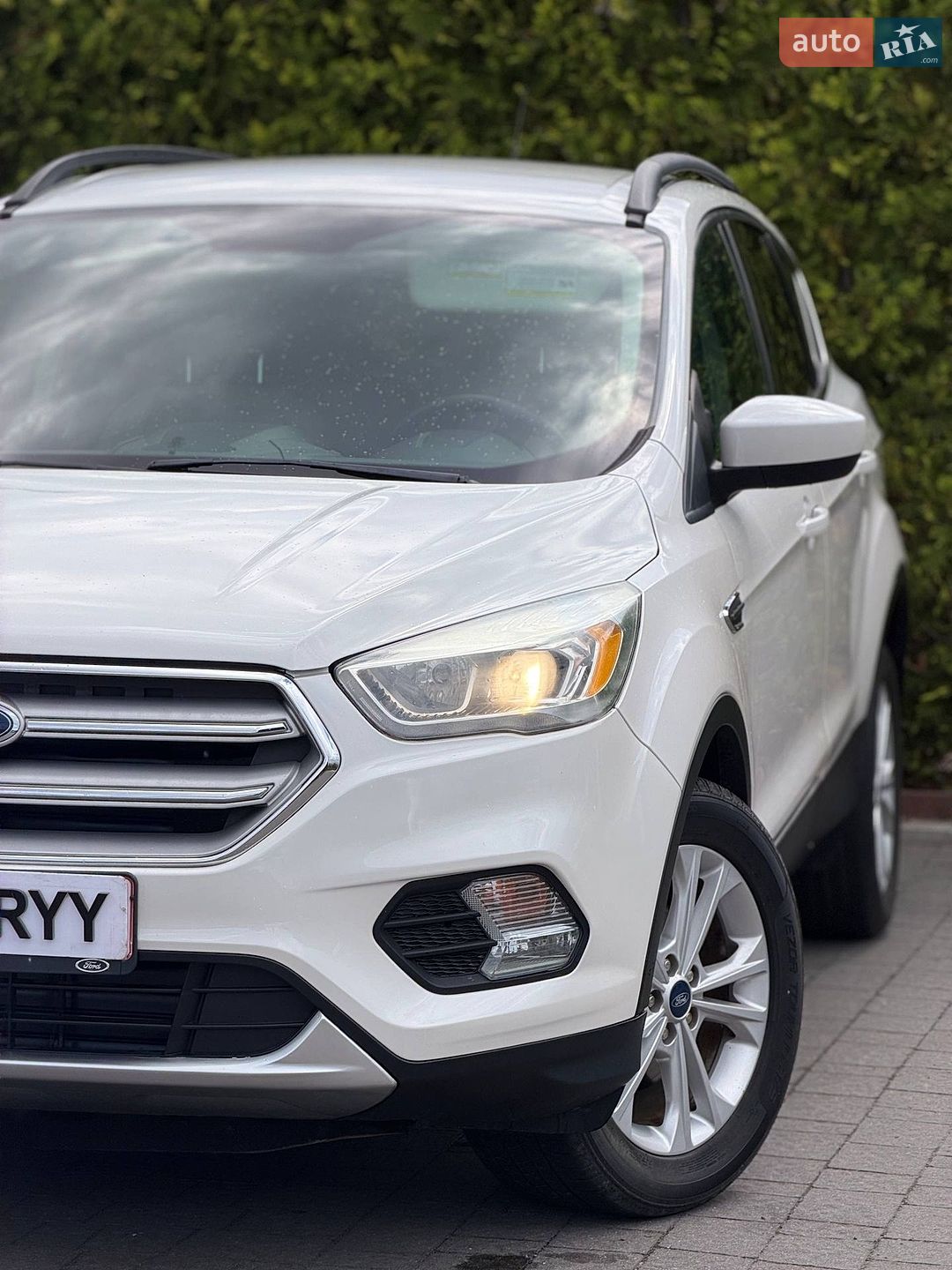 Ford Escape 2019 VIN 1FMCU0HD0KUB94500 фото оголошення 11 з 53