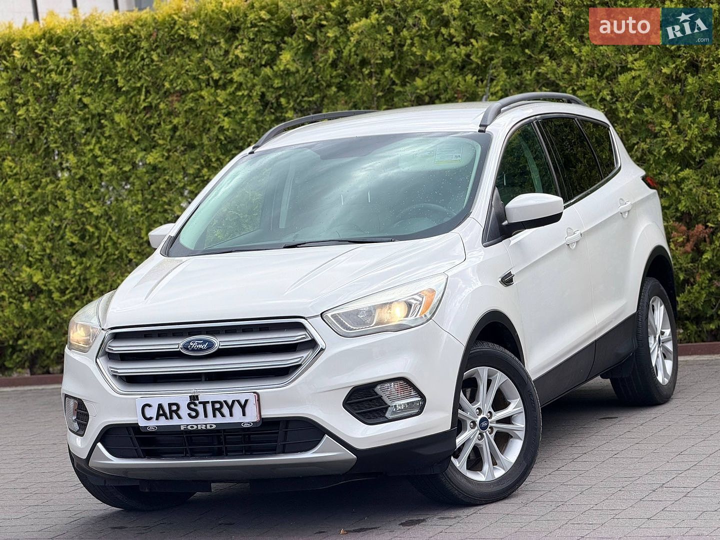 Ford Escape 2019 VIN 1FMCU0HD0KUB94500 фото оголошення 9 з 53