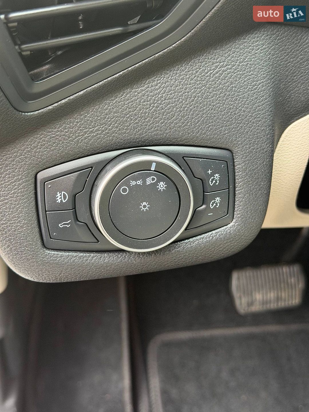Ford Escape 2019 VIN 1FMCU0HD0KUB94500 фото оголошення 23 з 53
