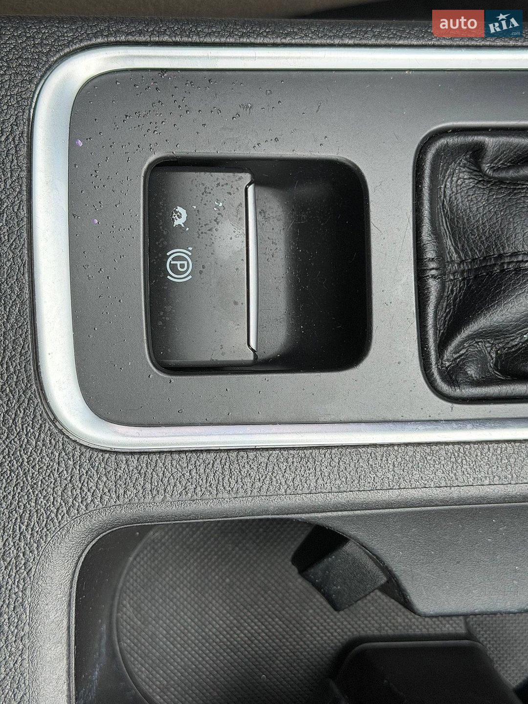 Ford Escape 2019 VIN 1FMCU0HD0KUB94500 фото оголошення 32 з 53