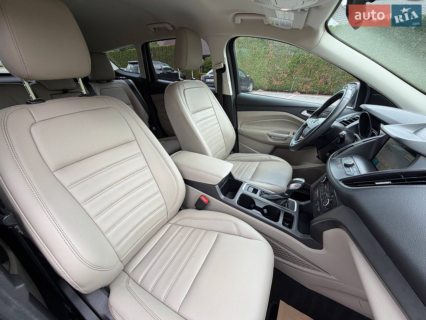 Ford Escape 2019 VIN 1FMCU0HD0KUB94500 фото оголошення 51 з 53