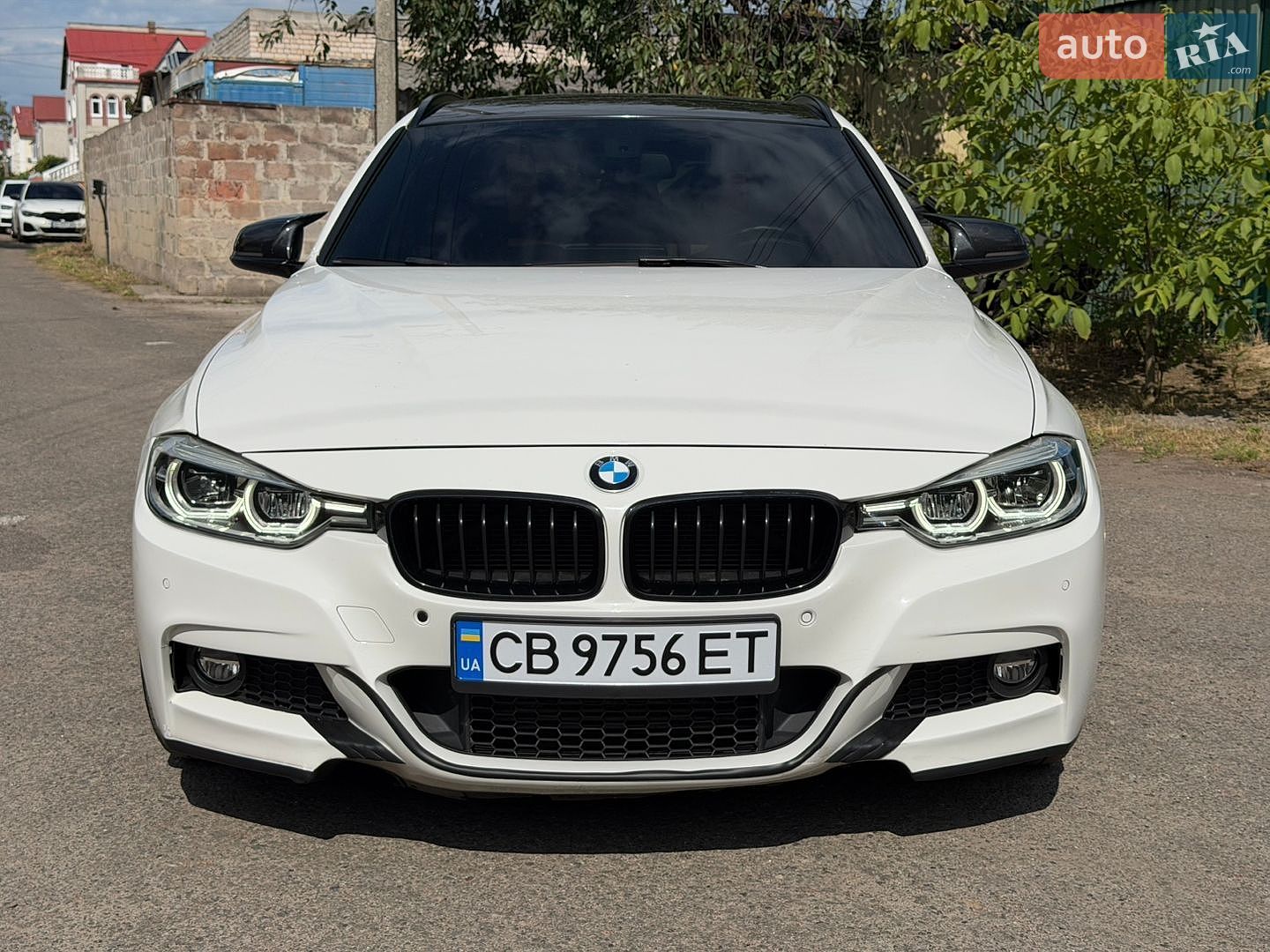 BMW 3 Series 2016 VIN WBA8J1C55HK711252 фото оголошення 3 з 76