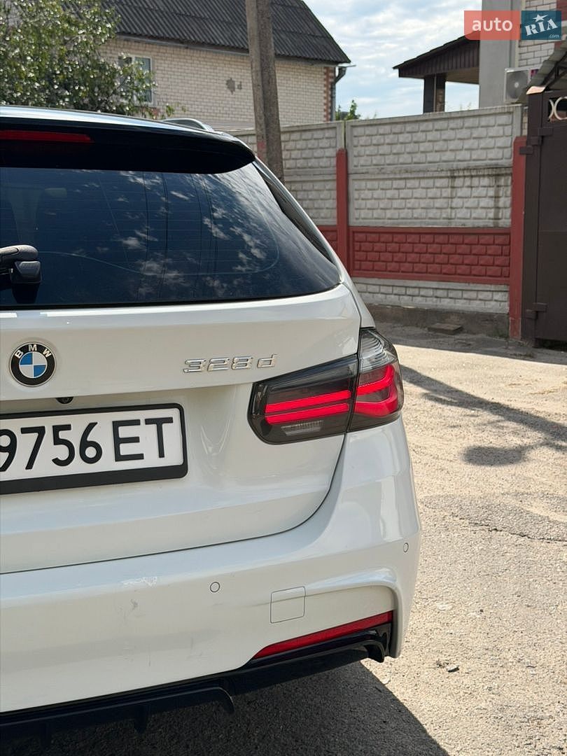 BMW 3 Series 2016 VIN WBA8J1C55HK711252 фото оголошення 9 з 76