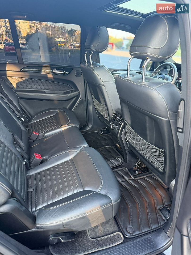 Mercedes-Benz GLS-Class 2018 VIN WDC1668241B157677 фото оголошення 16 з 19