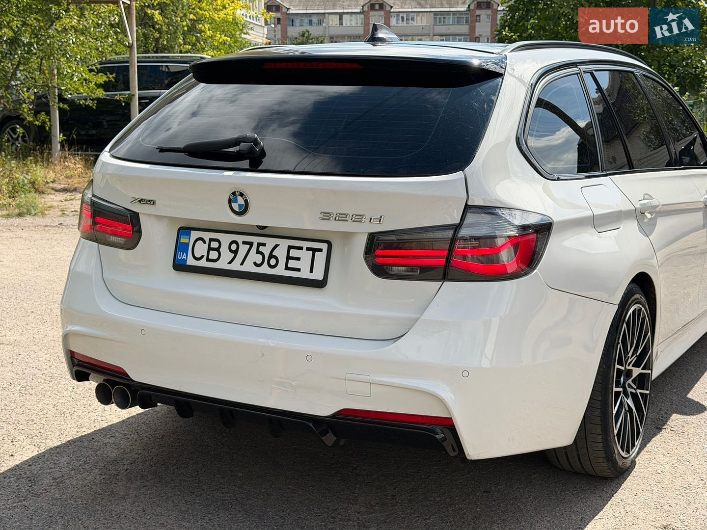 BMW 3 Series 2016 VIN WBA8J1C55HK711252 фото оголошення 19 з 76